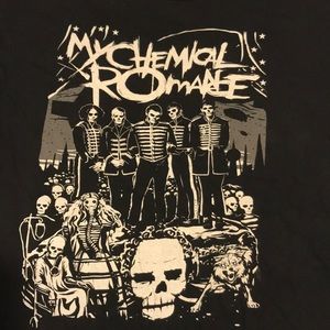 AWESOME SHIRT XL  😎